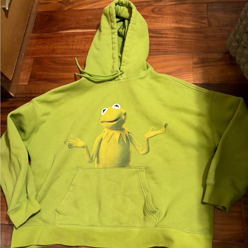Disney Kermit the‎ Frog Hoodie Green Muppets Graphic Sweatshirt Size S - Picture 2 of 6